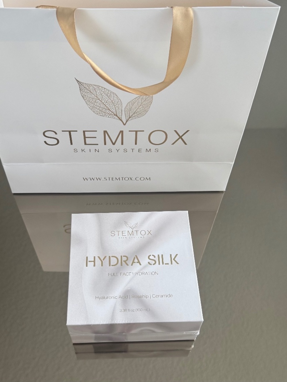 NEW STEMTOX HYDRASILK FULL FACE HYDRATION ( SEALED )